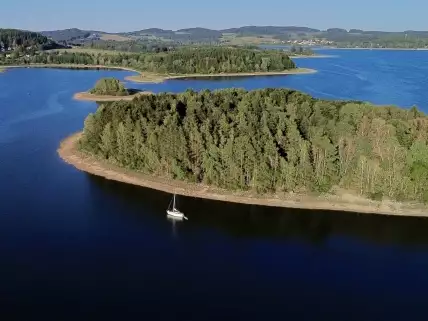 Lipno odhaluje svou druhou tvář: vydejte se na Tajvan a na plavbu